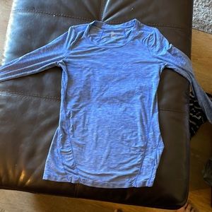 Gap Fit woman’s blue work out shirt Size S